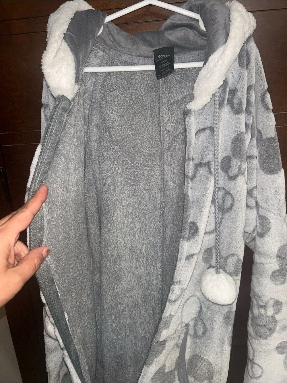 Women’s Micky/Minnie Mouse Onesie size S - Picture 9 of 12
